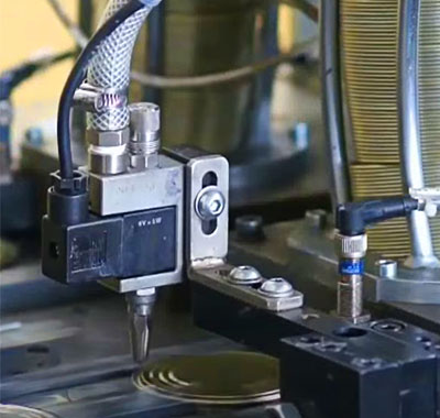 Compound Lining Gun Control - reduces downtime